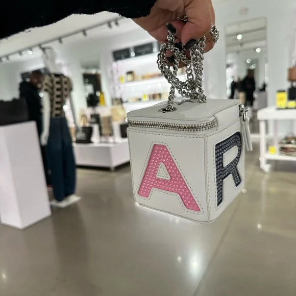 Marc Jacobs White and Pink Mini Bag with Chain - Picture 2 of 4